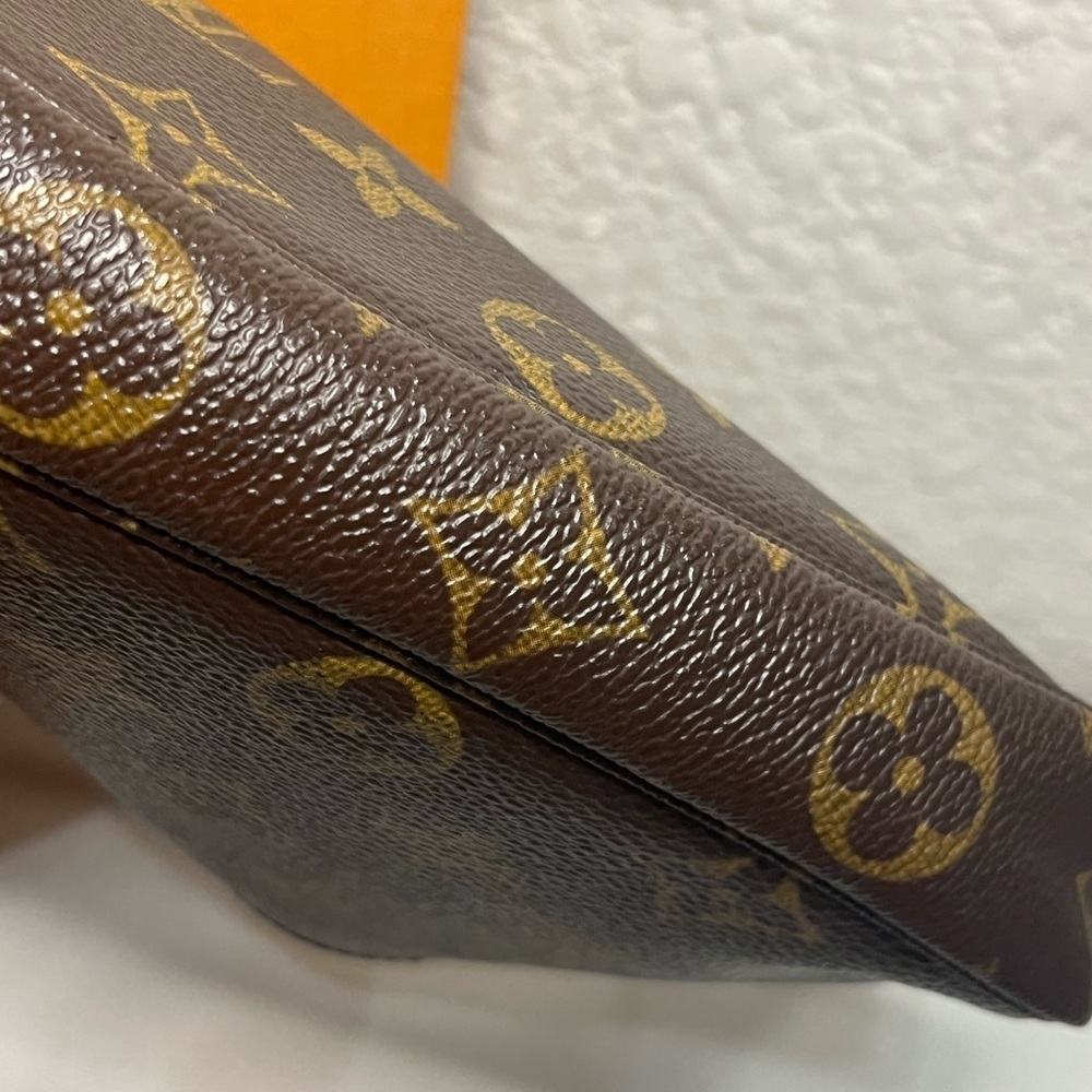 Louis Vuitton Brown Monogram Women's Bag - Picture 6 of 16